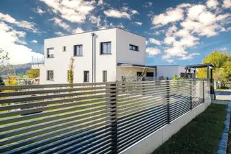 Bild von einem Zaunsystem aus Aluminium