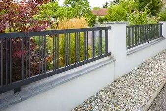 Bild von einem Zaunsystem aus Aluminium